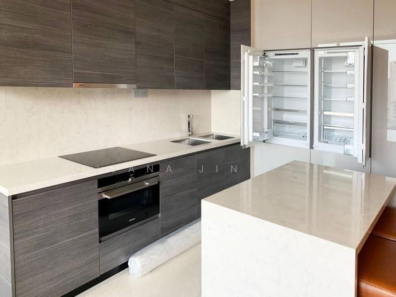 The Esse Asoke, Bangkok, 333 Soi Sukhumvit 21, Sukhumvit Road, Khlongtoei Nua, Watthana, Bangkok, 2 Bedrooms, 74 sqm, Condo For Rent, by Rojjana Jindasri, 500576251 - DDproperty.com