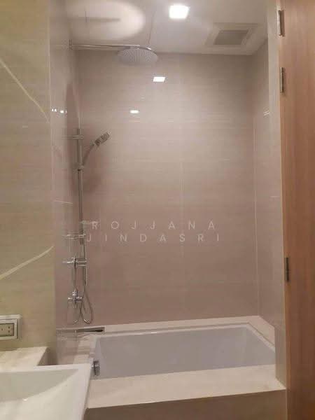 Noble BE33, Bangkok, 19 Soi Sukhumvit 33, Khlong Tan Nua, Watthana, Bangkok, 2 Bedrooms, 60 sqm, Condo For Rent, by Rojjana Jindasri, 500576288 - DDproperty.com