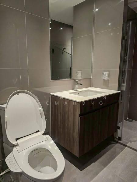 IDEO Mobi Asoke, Bangkok, New Petchaburi Road, Bang Kapi, Huai Khwang, Bangkok, 2 Bedrooms, 61 sqm, Condo For Rent, by Natthapong Laomahong, 500576319 - DDproperty.com