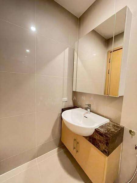 39 by Sansiri, Bangkok, 11 Sukhumvit Road, Khlong Tan Nua, Watthana, Bangkok, 3 Bedrooms, 127 sqm, Condo For Rent, by Rojjana Jindasri, 500576423 - DDproperty.com