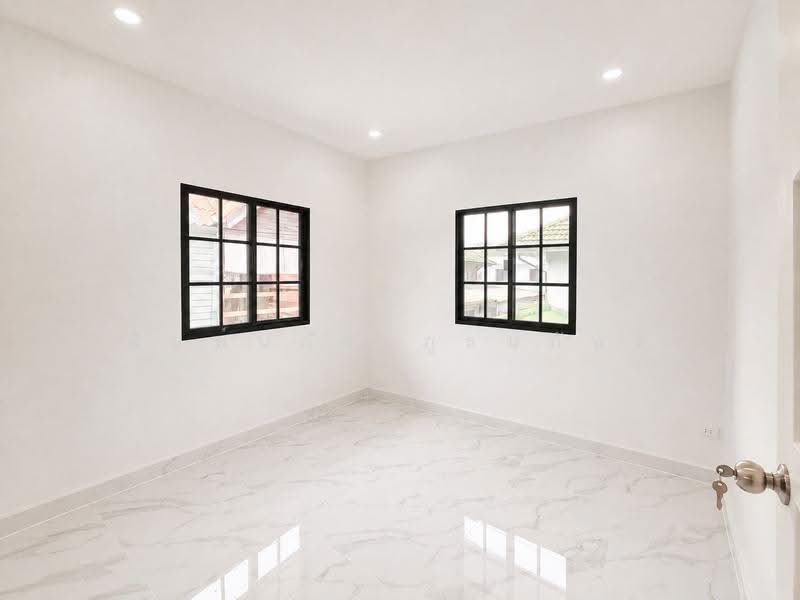 Baan Pruksa 12, Pathum Thani, Khlong Sam, Khlong Luang, Pathum Thani, 4 Bedrooms, 140 sqm, Semi-Detached House (Twin House) For Sale, by พิมพ์นภัส ภูธนภัทร, 500576466 - DDproperty.com