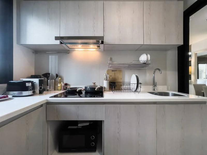 Life Asoke, Bangkok, Asoke-Dindang Road, Bang Kapi, Huai Khwang, Bangkok, 2 Bedrooms, 60 sqm, Condo For Rent, by Rojjana Jindasri, 500576476 - DDproperty.com