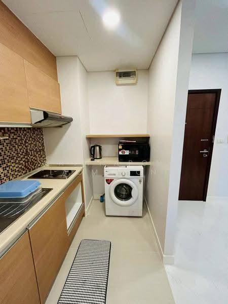 Le Luk Condominium, Bangkok, 1599 291 Sukhumvit Rd, Phra Kanong Nua, Watthana, Bangkok, Studio, 38 sqm, Condo For Rent, by Natthapong Laomahong, 500576477 - DDproperty.com