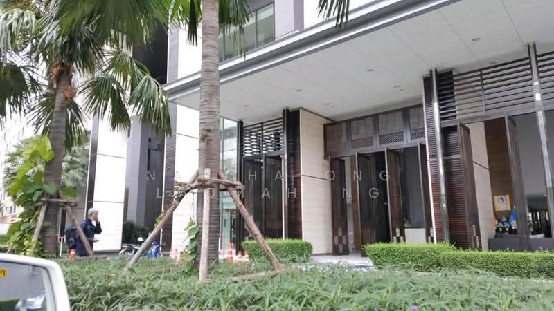 The Breeze Narathiwas, Bangkok, 198 Narathiwat Ratchanakarin Road, Chong Nonsi, Yan Nawa, Bangkok, 1 Bedroom, 50 sqm, Condo For Rent, by Natthapong Laomahong, 500576484 - DDproperty.com