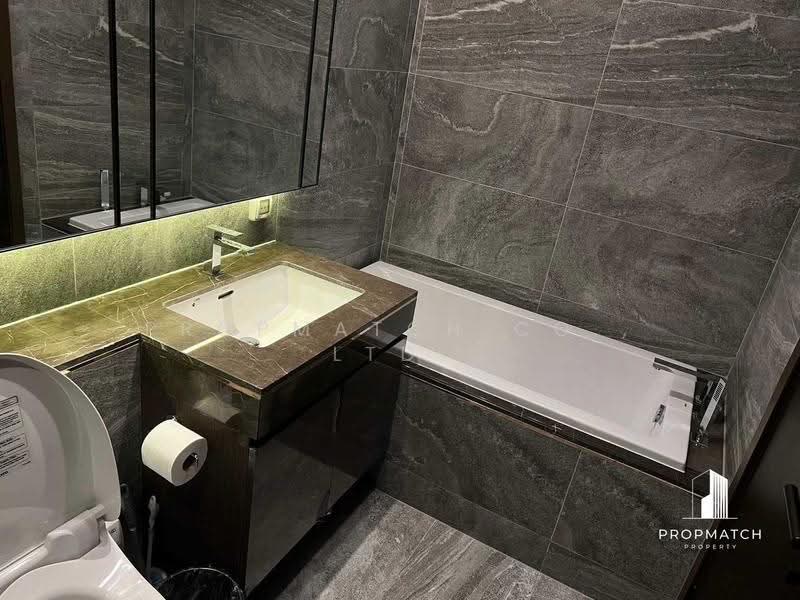 The Esse Sukhumvit 36, bangkok, Soi Sukhumvit 36, Sukhumvit Road, Phra Kanong, Khlong Toei, Bangkok, 1 Bedroom, 38 sqm, Condo For Sale, by PROPMATCH CO., LTD., 500576485 - DDproperty.com