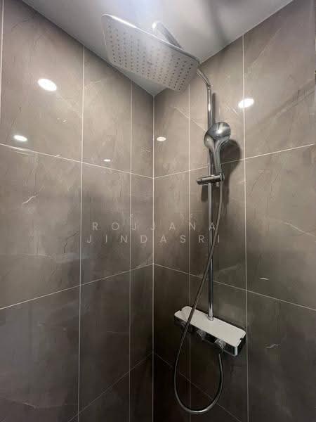 Supalai Premier Samsen-Ratchawat, Bangkok, 1089 Thanon Nakhon Chaisi Rd, Tanon Nakorn Chaisri, Dusit, Bangkok, 3 Bedrooms, 120 sqm, Condo For Rent, by Rojjana Jindasri, 500576497 - DDproperty.com