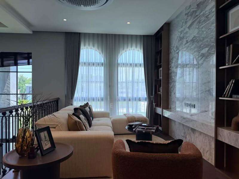 Luxury Residence ใจกลางเชียงใหม่ บ้านหรูบนทำเลมหิดล ใกล้สนามบินเชียงใหม่, Chiang Mai, Su Thep, Muang Chiang Mai, Chiang Mai, 4 Bedrooms, 292 sqm, Single Detached House For Sale, by Sirinrat Maneerat, 500576541 - DDproperty.com