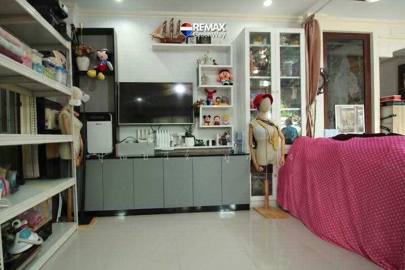 CORNER DETACHED HOUSE IN BANG WAEK 60 SQ.WAH | 148 SQ.M. | 4 BEDROOMS | 2 BATHROOMS, Bangkok, บางแวก, Bang Waek, Phasi Charoen, Bangkok, 4 Bedrooms, 148 sqm, Single Detached House For Sale, by Poonyawee Puthong, 500576586 - บ้านเดี่ยว บางแวก ราชพฤกษ์ จรัญ 60 ตรว. - DDproperty.com