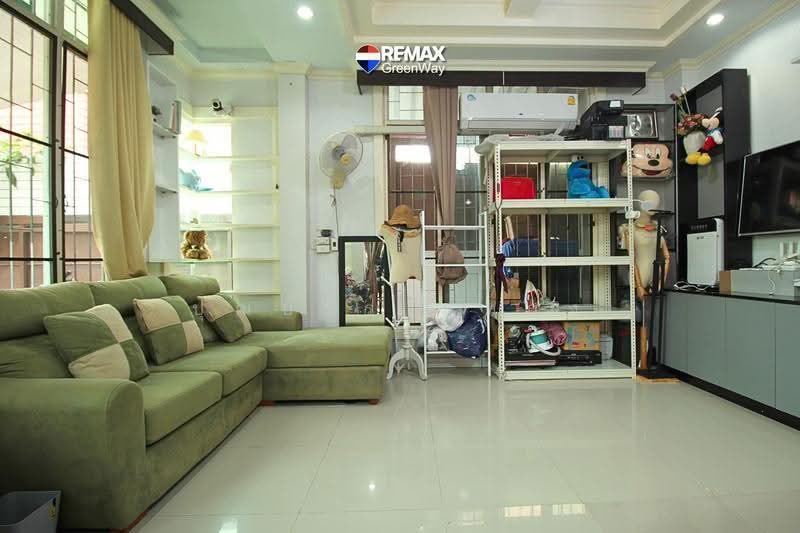 CORNER DETACHED HOUSE IN BANG WAEK 60 SQ.WAH | 148 SQ.M. | 4 BEDROOMS | 2 BATHROOMS, Bangkok, บางแวก, Bang Waek, Phasi Charoen, Bangkok, 4 Bedrooms, 148 sqm, Single Detached House For Sale, by Poonyawee Puthong, 500576586 - บ้านเดี่ยว บางแวก ราชพฤกษ์ จรัญ 60 ตรว. - DDproperty.com