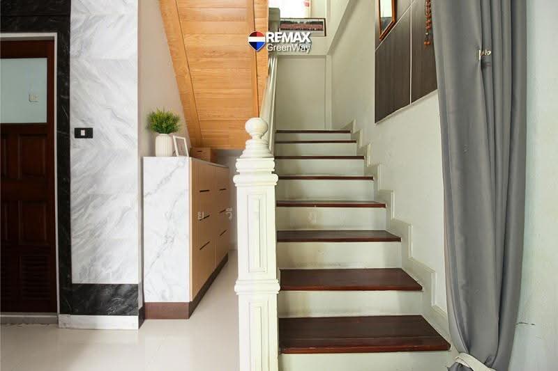 CORNER DETACHED HOUSE IN BANG WAEK 60 SQ.WAH | 148 SQ.M. | 4 BEDROOMS | 2 BATHROOMS, Bangkok, บางแวก, Bang Waek, Phasi Charoen, Bangkok, 4 Bedrooms, 148 sqm, Single Detached House For Sale, by Poonyawee Puthong, 500576586 - บ้านเดี่ยว บางแวก ราชพฤกษ์ จรัญ 60 ตรว. - DDproperty.com