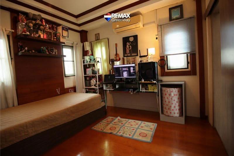 CORNER DETACHED HOUSE IN BANG WAEK 60 SQ.WAH | 148 SQ.M. | 4 BEDROOMS | 2 BATHROOMS, Bangkok, บางแวก, Bang Waek, Phasi Charoen, Bangkok, 4 Bedrooms, 148 sqm, Single Detached House For Sale, by Poonyawee Puthong, 500576586 - บ้านเดี่ยว บางแวก ราชพฤกษ์ จรัญ 60 ตรว. - DDproperty.com