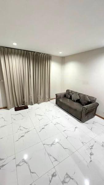 Siri House Ratchada 18 : สิริ เฮ้าส์ รัชดา 18, กรุงเทพ, Soi Lat Phrao 80, Intersection 11, วังทองหลาง, กรุงเทพ, 180 ตร.ม., ทาวน์เฮ้าส์ ให้เช่า, โดย Connex Property, 500576608 - DDproperty.com