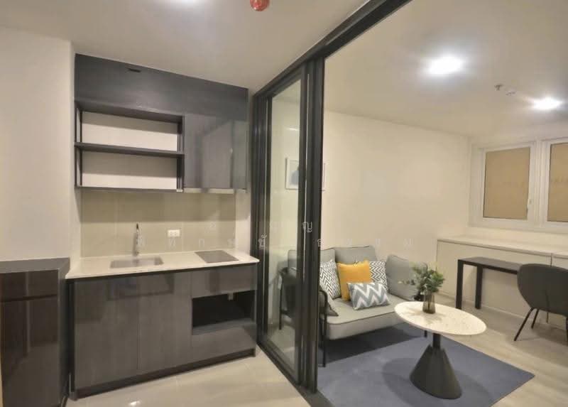 XT Huaikhwang, Bangkok, 244 Ratchadaphisek Road, Huai Khwang, Bangkok, 1 Bedroom, 35 sqm, Condo For Rent, by Apinya Pitakchaitham, 500576659 - DDproperty.com