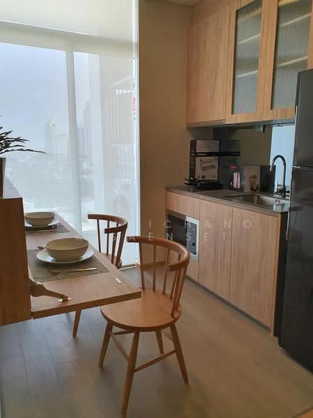Siamese Exclusive Sukhumvit 31, Bangkok, 75 Soi Sukhumvit 31, Khlong Tan Nua, Watthana, Bangkok, 1 Bedroom, 34 sqm, Condo For Rent, by Hathaichanok Saenset, 500576660 - DDproperty.com