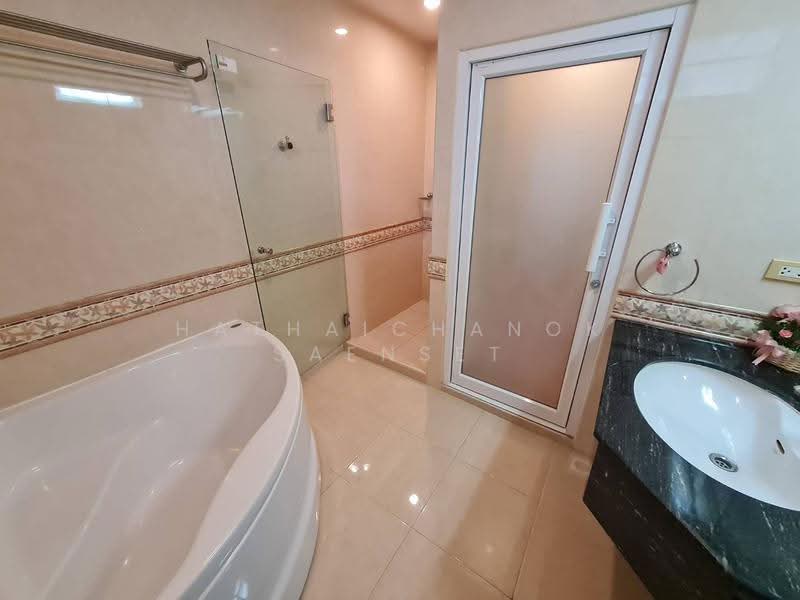 Baan Thanon Sarasin condominium, Bangkok, Sarasin, Lumphini, Pathum Wan, Bangkok, 2 Bedrooms, 98 sqm, Condo For Rent, by Hathaichanok Saenset, 500576671 - DDproperty.com
