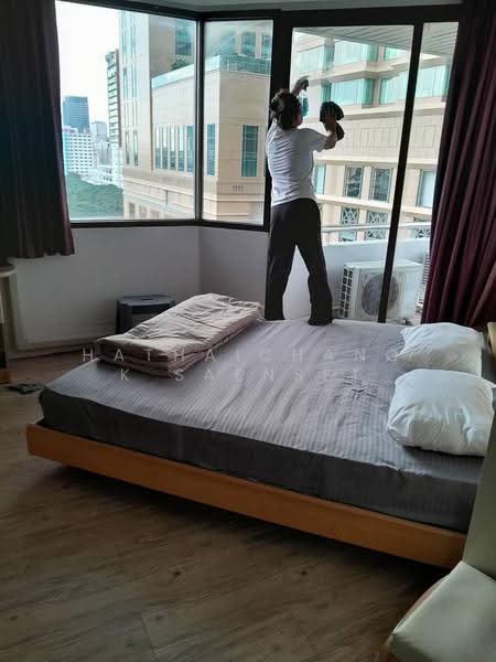 The Royal Place 1, Bangkok, Rajdamri, Lumphini, Pathum Wan, Bangkok, 2 Bedrooms, 84 sqm, Condo For Rent, by Hathaichanok Saenset, 500576676 - DDproperty.com