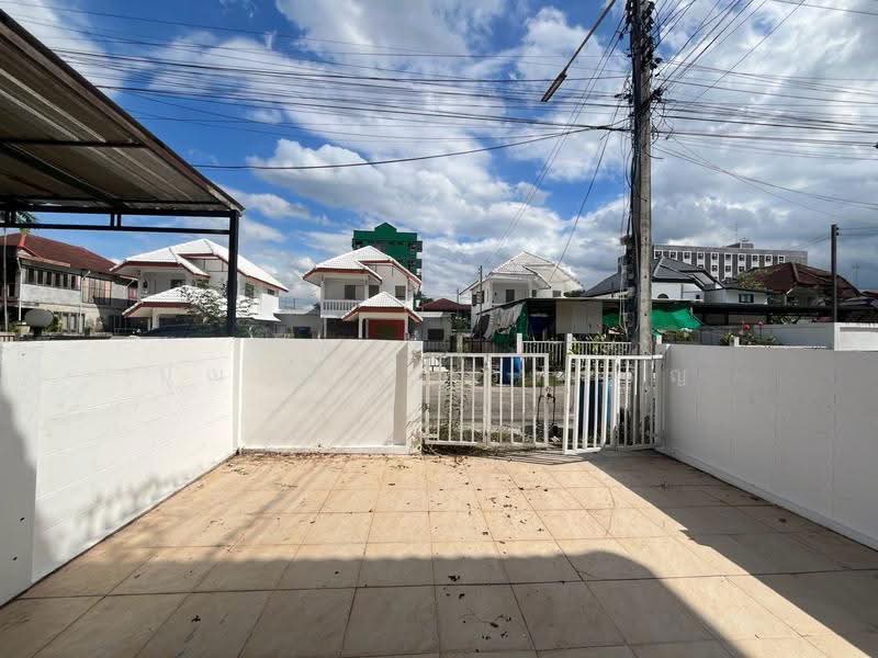 ทาวน์เฮ้าส์ 2 ชั้น รังสิต-คลอง 6 หมู่บ้านพรธิสาร 3, Pathum Thani, Khlong Hok, Khlong Luang, Pathum Thani, 3 Bedrooms, 160 sqm, Townhouse For Sale, by ปุณญพร ศรีหะรัญ, 500576710 - DDproperty.com