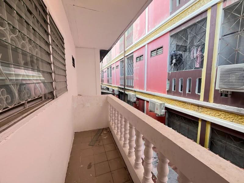 ทาวน์เฮ้าส์ 2 ชั้น รังสิต-คลอง 6 หมู่บ้านพรธิสาร 3, Pathum Thani, Khlong Hok, Khlong Luang, Pathum Thani, 3 Bedrooms, 160 sqm, Townhouse For Sale, by ปุณญพร ศรีหะรัญ, 500576710 - DDproperty.com