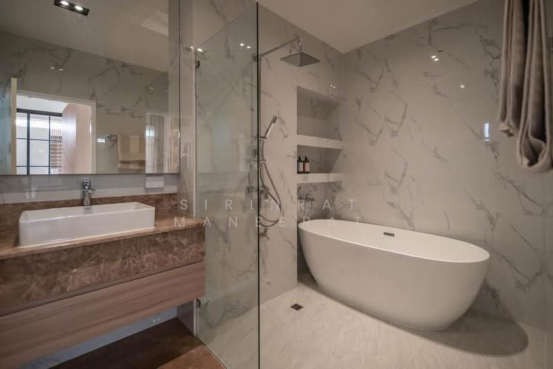ขาย Private pool villa ในโครงการ หมู่บ้านพิมุกต์ 4(เฟส2) เพียง 4นาที สามารถเดินทางถึง โรงเรียนนานาชา, Chiang Mai, San Phra Net, San Sai, Chiang Mai, 4 Bedrooms, 420 sqm, Single Detached House For Sale, by Sirinrat Maneerat, 500576728 - DDproperty.com