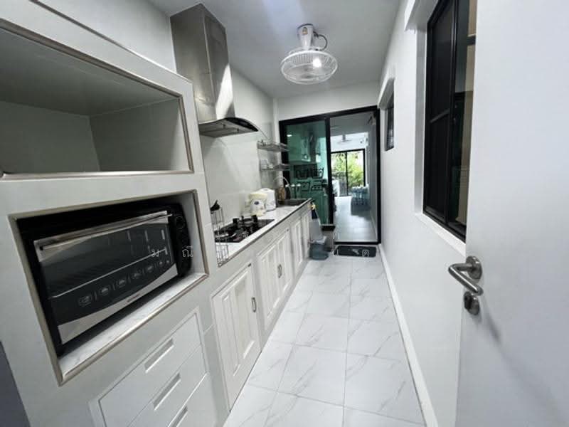 The Plant Exclusique Phatthanakan, Bangkok, Soi Phatthanakan 44, Suan Luang, Bangkok, 4 Bedrooms, 260 sqm, Single Detached House For Rent, by นัฐพงค์ มณีอัครเนตร, 500576764 - DDproperty.com