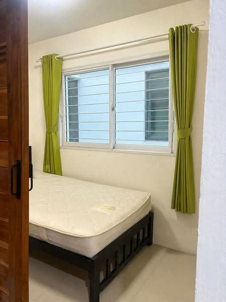 ให้เช่าทาวน์โฮม 2 ชั้น 4 ห้องนอน ม.เซนสิริ ม.เกษตร อ่าวอุดม ศรีราชา, Chon Buri (Pattaya), Thung Suk La, Si Racha, Chon Buri (Pattaya), 4 Bedrooms, 100 sqm, Townhouse For Rent, by Dusit Saengfa, 500576869 - DDproperty.com