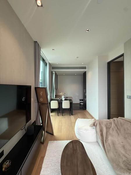 28 Chidlom, Bangkok, 28 Chit Lom Alley, Lumphini, Pathum Wan, Bangkok, 1 Bedroom, 50 sqm, Condo For Rent, by รัชกานต์ อัจฉริยะโพธา, 500576885 - DDproperty.com