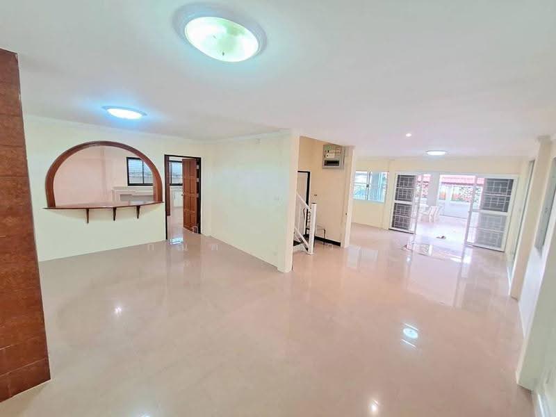 ขาย บ้านเดี่ยว หมู่บ้าน มิตรประชาวิลล่า บางใหญ่, Nonthaburi, Sao Thong Hin, Bang Yai, Nonthaburi, 5 Bedrooms, 200 sqm, Single Detached House For Sale, by กรณวัสส์ กัณฑวัสส์วงส์, 500576888 - DDproperty.com