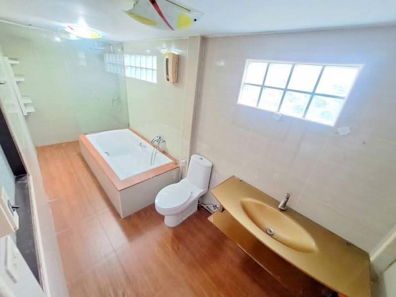 ขาย บ้านเดี่ยว หมู่บ้าน มิตรประชาวิลล่า บางใหญ่, Nonthaburi, Sao Thong Hin, Bang Yai, Nonthaburi, 5 Bedrooms, 200 sqm, Single Detached House For Sale, by กรณวัสส์ กัณฑวัสส์วงส์, 500576888 - DDproperty.com