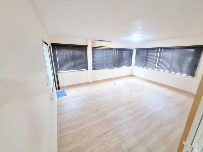 ขาย บ้านเดี่ยว หมู่บ้าน มิตรประชาวิลล่า บางใหญ่, Nonthaburi, Sao Thong Hin, Bang Yai, Nonthaburi, 5 Bedrooms, 200 sqm, Single Detached House For Sale, by กรณวัสส์ กัณฑวัสส์วงส์, 500576888 - DDproperty.com