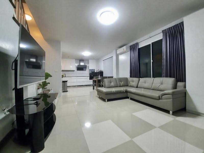Town Avenue Rama 9, Bangkok, Soi Krungthep Kreetha 7, Hua Mak, Bang Kapi, Bangkok, 3 Bedrooms, 204 sqm, Townhouse For Sale, by Trinnaya Dungsirisangthong, 500576945 - DDproperty.com