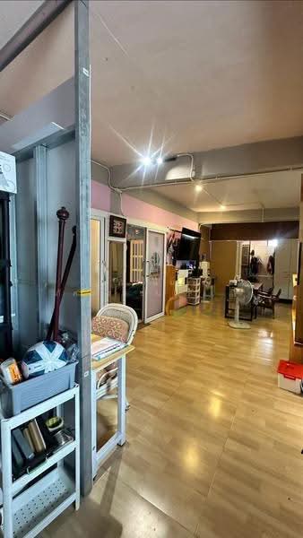 อาคารพาณิชย์ อ.พนัสนิคม ชลบุรี, Chon Buri (Pattaya), Kut Ngong, Phanat Nikhom, Chon Buri (Pattaya), , 195 sqm, Shophouse For Sale, by อภัสนันท์ ภัคนราธนเศรษฐ์, 500576971 - DDproperty.com