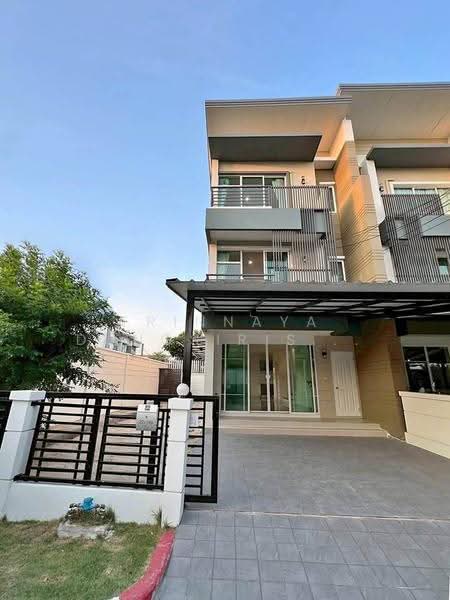 Town Avenue Rama 9, Bangkok, Soi Krungthep Kreetha 7, Hua Mak, Bang Kapi, Bangkok, 3 Bedrooms, 168 sqm, Townhouse For Sale, by Trinnaya Dungsirisangthong, 500576993 - DDproperty.com