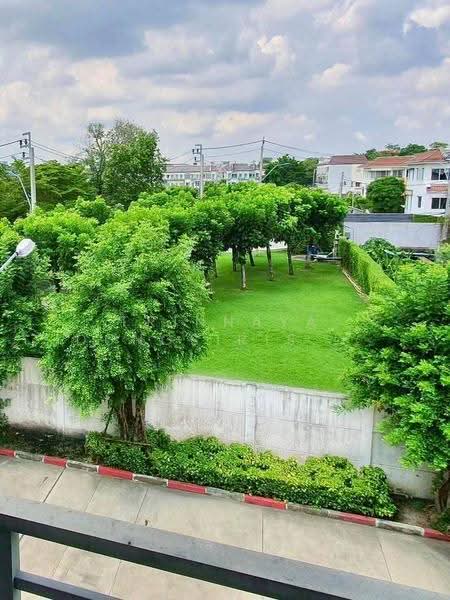 Town Avenue Rama 9, Bangkok, Soi Krungthep Kreetha 7, Hua Mak, Bang Kapi, Bangkok, 3 Bedrooms, 168 sqm, Townhouse For Sale, by Trinnaya Dungsirisangthong, 500576993 - DDproperty.com