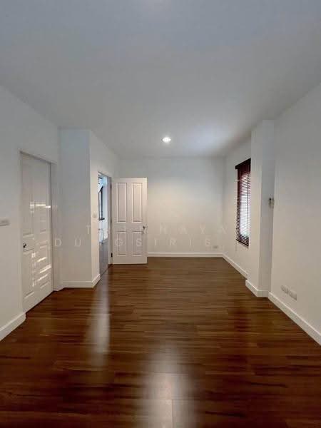 Town Avenue Rama 9, Bangkok, Soi Krungthep Kreetha 7, Hua Mak, Bang Kapi, Bangkok, 3 Bedrooms, 168 sqm, Townhouse For Sale, by Trinnaya Dungsirisangthong, 500576993 - DDproperty.com