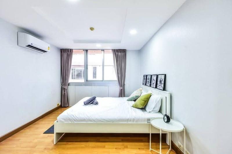 The Master Sathorn Executive, Bangkok, 79/1 Krung Thon Buri Road, Khlong Ton Sai, Khlong San, Bangkok, 2 Bedrooms, 55 sqm, Condo For Rent, by Khemasooch Chiraburanan, 500577018 - DDproperty.com