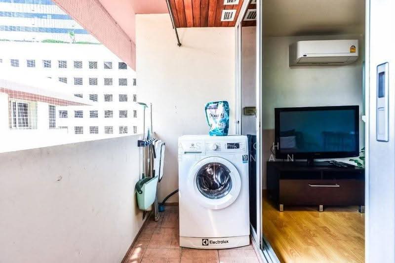 The Master Sathorn Executive, Bangkok, 79/1 Krung Thon Buri Road, Khlong Ton Sai, Khlong San, Bangkok, 2 Bedrooms, 55 sqm, Condo For Rent, by Khemasooch Chiraburanan, 500577018 - DDproperty.com