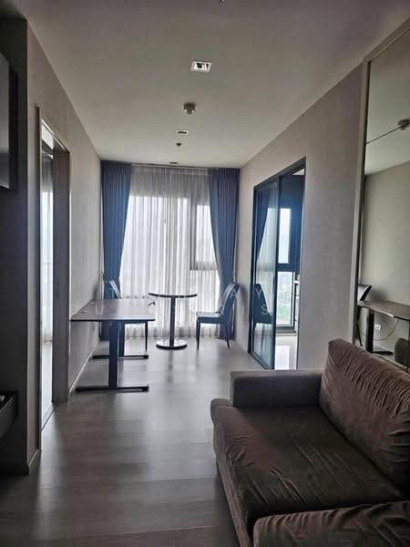 Rhythm Sukhumvit 36-38, Bangkok, 55 Soi Sukhumvit 36, Sukhumvit Road, Phra Kanong, Khlong Toei, Bangkok, 1 Bedroom, 33 sqm, Condo For Rent, by Trinnaya Dungsirisangthong, 500577029 - DDproperty.com