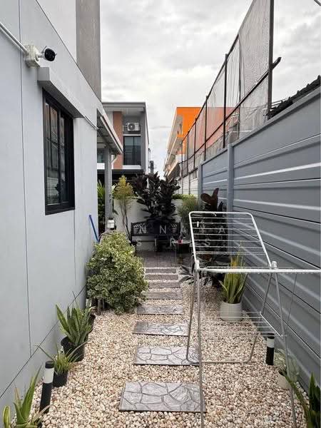 undefined, Bangkok, Dok Mai, Prawet, Bangkok, 3 Bedrooms, 120 sqm, Townhouse For Sale, by Trinnaya Dungsirisangthong, 500577053 - DDproperty.com