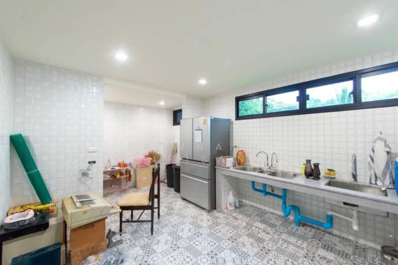 4-BR House, Bangkok, Khlong Kum, Bueng Kum, Bangkok, 4 Bedrooms, 325 sqm, Single Detached House For Sale, by Trinnaya Dungsirisangthong, 500577101 - DDproperty.com