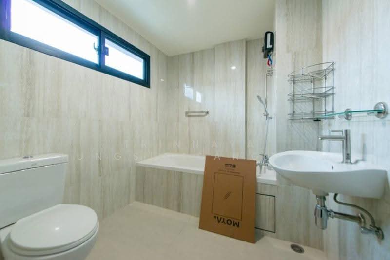 4-BR House, Bangkok, Khlong Kum, Bueng Kum, Bangkok, 4 Bedrooms, 325 sqm, Single Detached House For Sale, by Trinnaya Dungsirisangthong, 500577101 - DDproperty.com