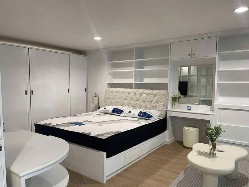 Diamond Tower, Bangkok, Silom, Bang Rak, Bangkok, 2 Bedrooms, 74 sqm, Condo For Rent, by Patraporn Kansri, 500577118 - DDproperty.com