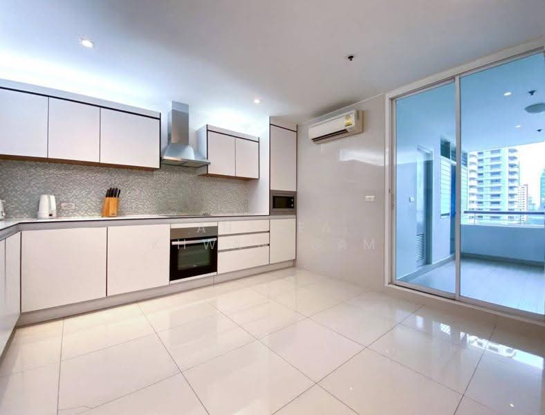 Kallista Mansion, Bangkok, 64 Soi Sukhumvit 11, Khlongtoei Nua, Watthana, Bangkok, 3 Bedrooms, 315 sqm, Condo For Sale, by Anthea Khwanngam, 500577183 - DDproperty.com