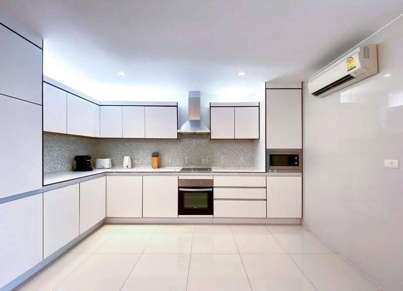 Kallista Mansion, Bangkok, 64 Soi Sukhumvit 11, Khlongtoei Nua, Watthana, Bangkok, 3 Bedrooms, 315 sqm, Condo For Sale, by Anthea Khwanngam, 500577183 - DDproperty.com