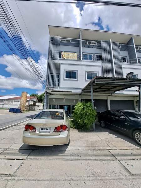 Townhome in Bowin, Sriracha, Chonburi, Chon Buri (Pattaya), Bo Win, Si Racha, Chon Buri (Pattaya), 2 Bedrooms, 300 sqm, Townhouse For Sale, by ศิริภัสสร โชติประยูรศักดิ์, 500577194 - DDproperty.com