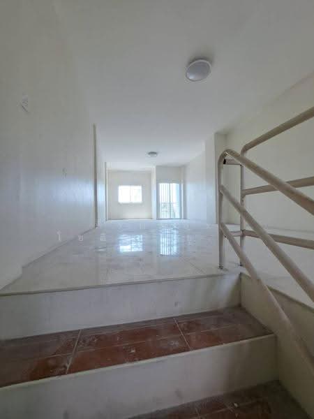 Townhome in Bowin, Sriracha, Chonburi, Chon Buri (Pattaya), Bo Win, Si Racha, Chon Buri (Pattaya), 2 Bedrooms, 300 sqm, Townhouse For Sale, by ศิริภัสสร โชติประยูรศักดิ์, 500577194 - DDproperty.com