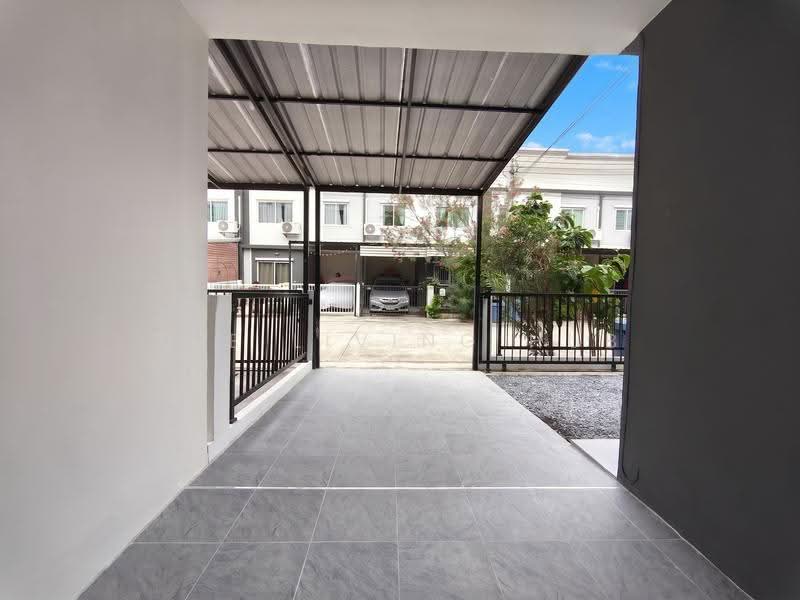 Lio Bliss Bangna-Suvarnabhumi, Samut Prakan, Soi Poolcharoen, Bang Chalong, Bang Plee, Samut Prakan, 3 Bedrooms, 105 sqm, Townhouse For Sale, by THE LIVING HUB, 500577206 - DDproperty.com