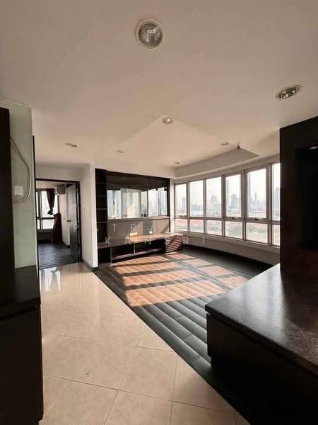 River Heaven Chareonkrung, Bangkok, 2667 Chareonkrung Road, Bang Kho Laem, Bangkok, 3 Bedrooms, 241 sqm, Condo For Sale, by Patraporn Kansri, 500577213 - DDproperty.com