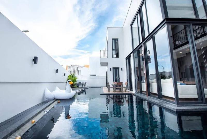 undefined, Chon Buri (Pattaya), Nong Pru, Bang Lamung (Pattaya), Chon Buri (Pattaya), 4 Bedrooms, 300 sqm, Villa For Rent, by Supitsara Sangarun, 500577233 - DDproperty.com