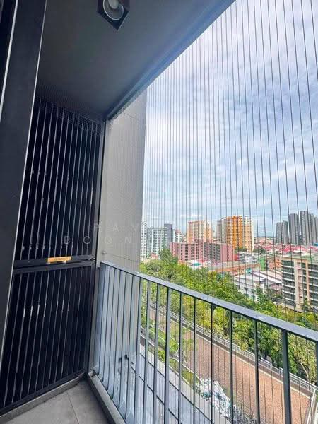Whizdom Essence, Bangkok, 5 Piyabutr 1 Alley, Bang Chak, Phra Khanong, Bangkok, 2 Bedrooms, 53 sqm, Condo For Sale, by Pavadee Boonyarith, 500577269 - DDproperty.com