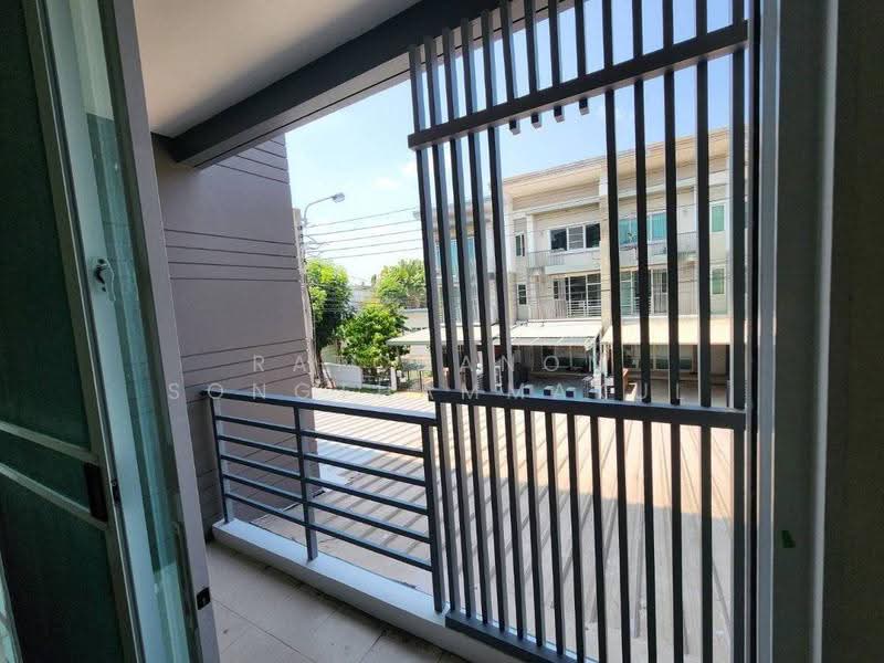 Town Avenue Rama 9 : ทาวน์ อเวนิว พระราม 9, กรุงเทพ, ซอยกรุงเทพกรีฑา 7, หัวหมาก, บางกะปิ, กรุงเทพ, 168 ตร.ม., ทาวน์เฮ้าส์ ขาย, โดย Ratchanon Songthammakul, 500577272 - DDproperty.com